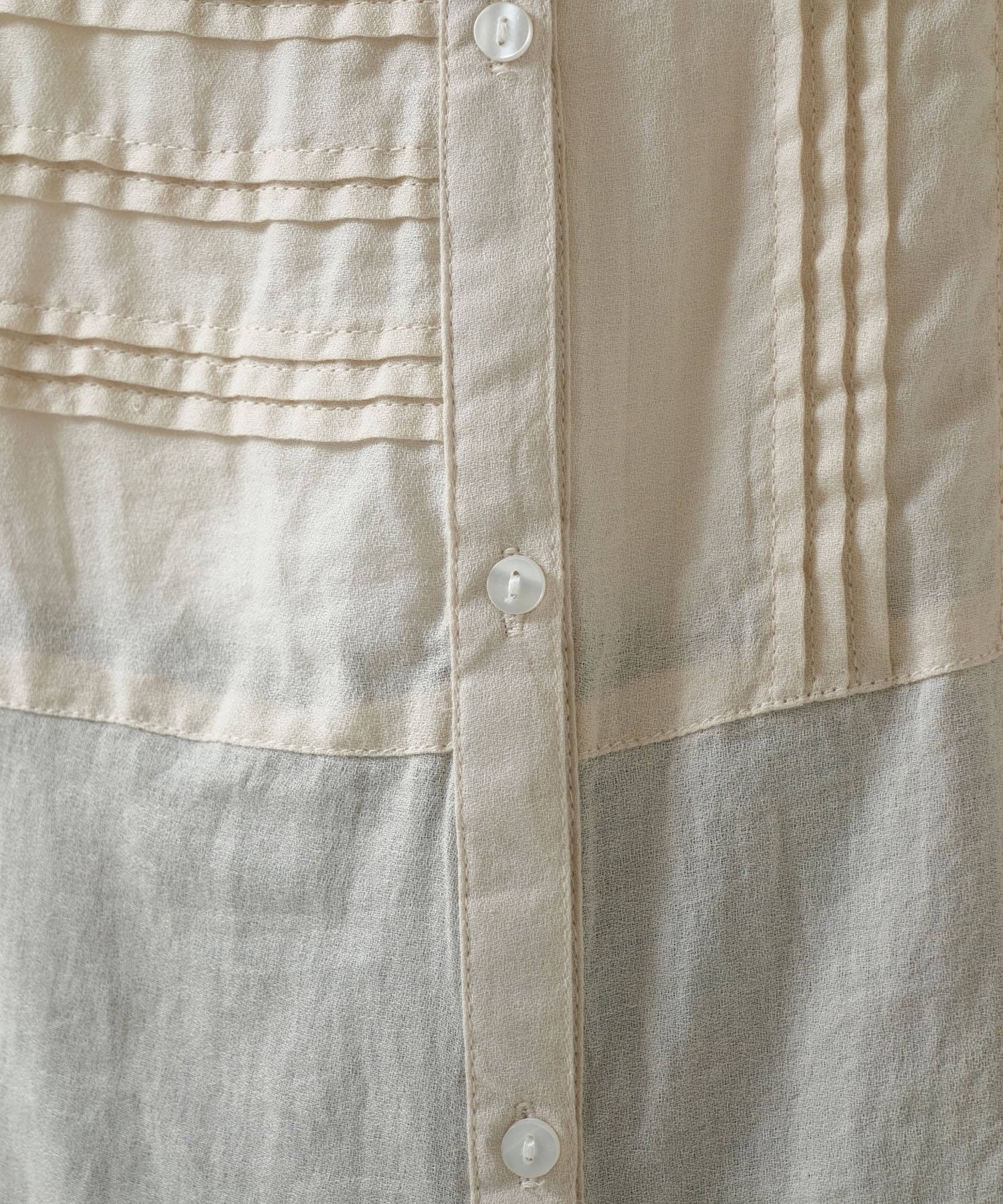 ふわ軽コットンピンタックブラウス - Image 29