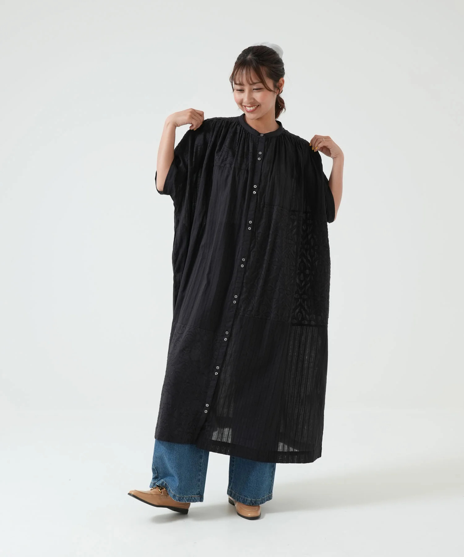 ふわ軽コットンパッチワーク刺繍レースワンピース