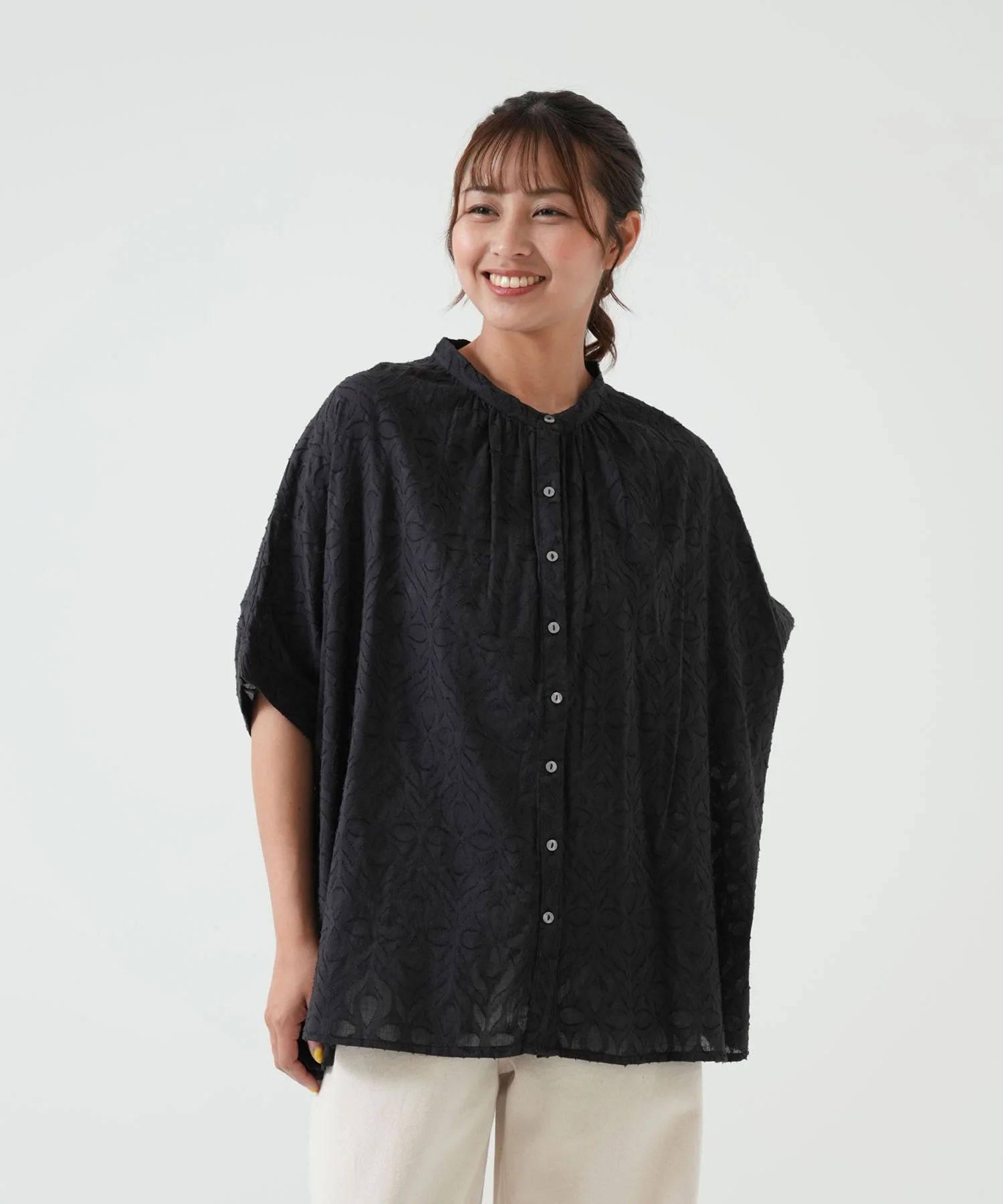 ふわ軽コットンバックカットジャガードシャツ - Image 11