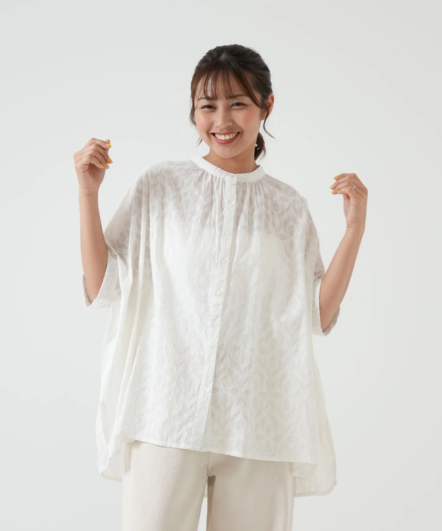 ふわ軽コットンバックカットジャガードシャツ - Image 4