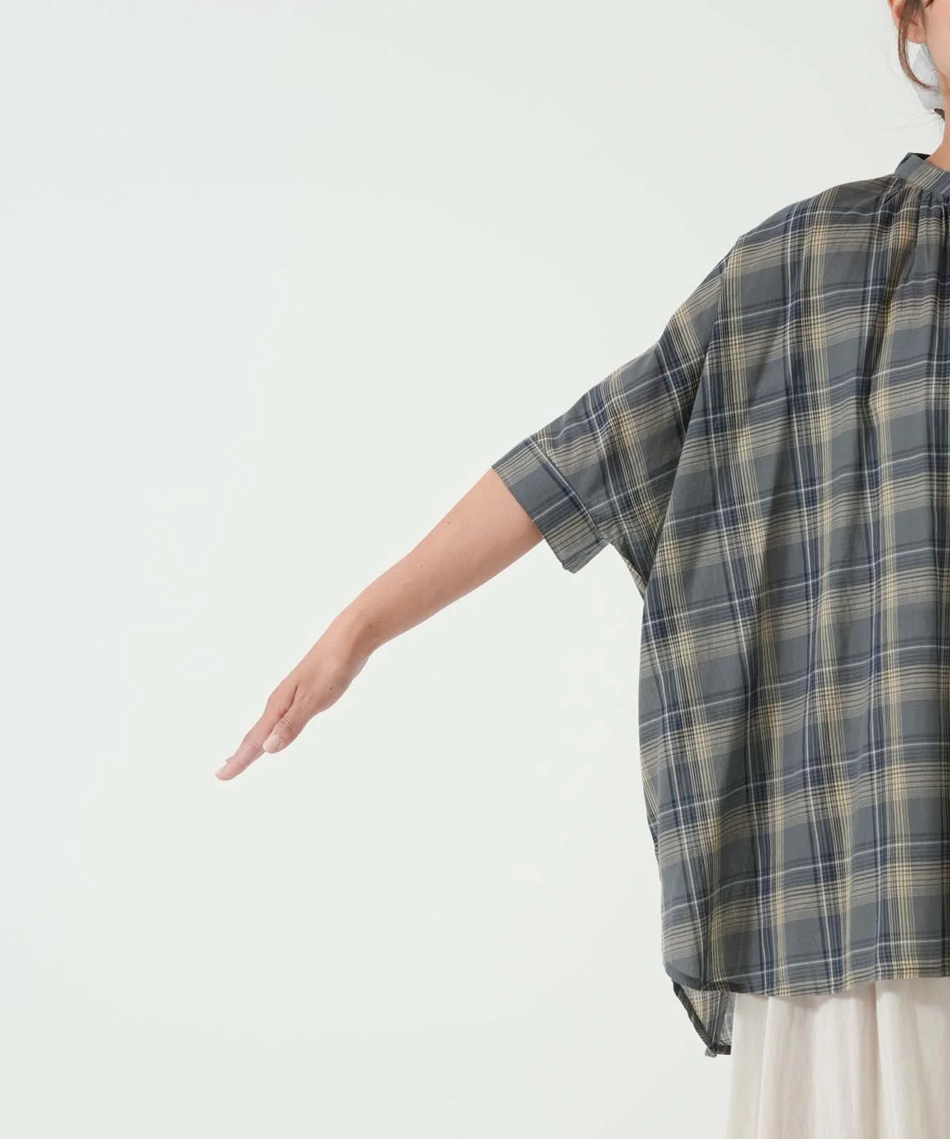 ふわ軽コットンシアー半袖チュニック - Image 19