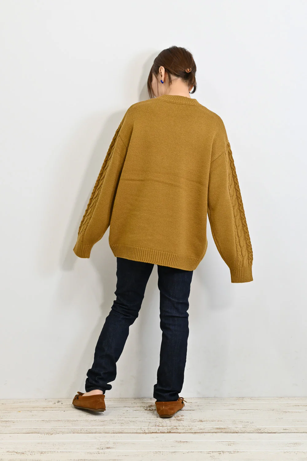 ほっこりカラーの袖ケーブルニット - Image 57