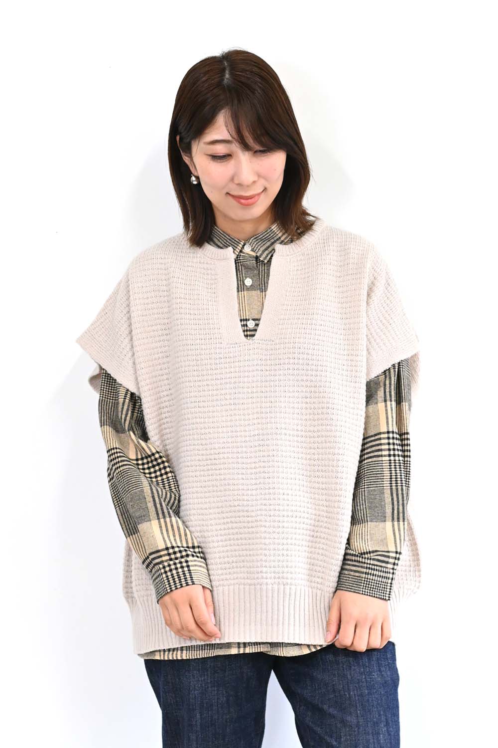 かのこ編みキーネックベスト