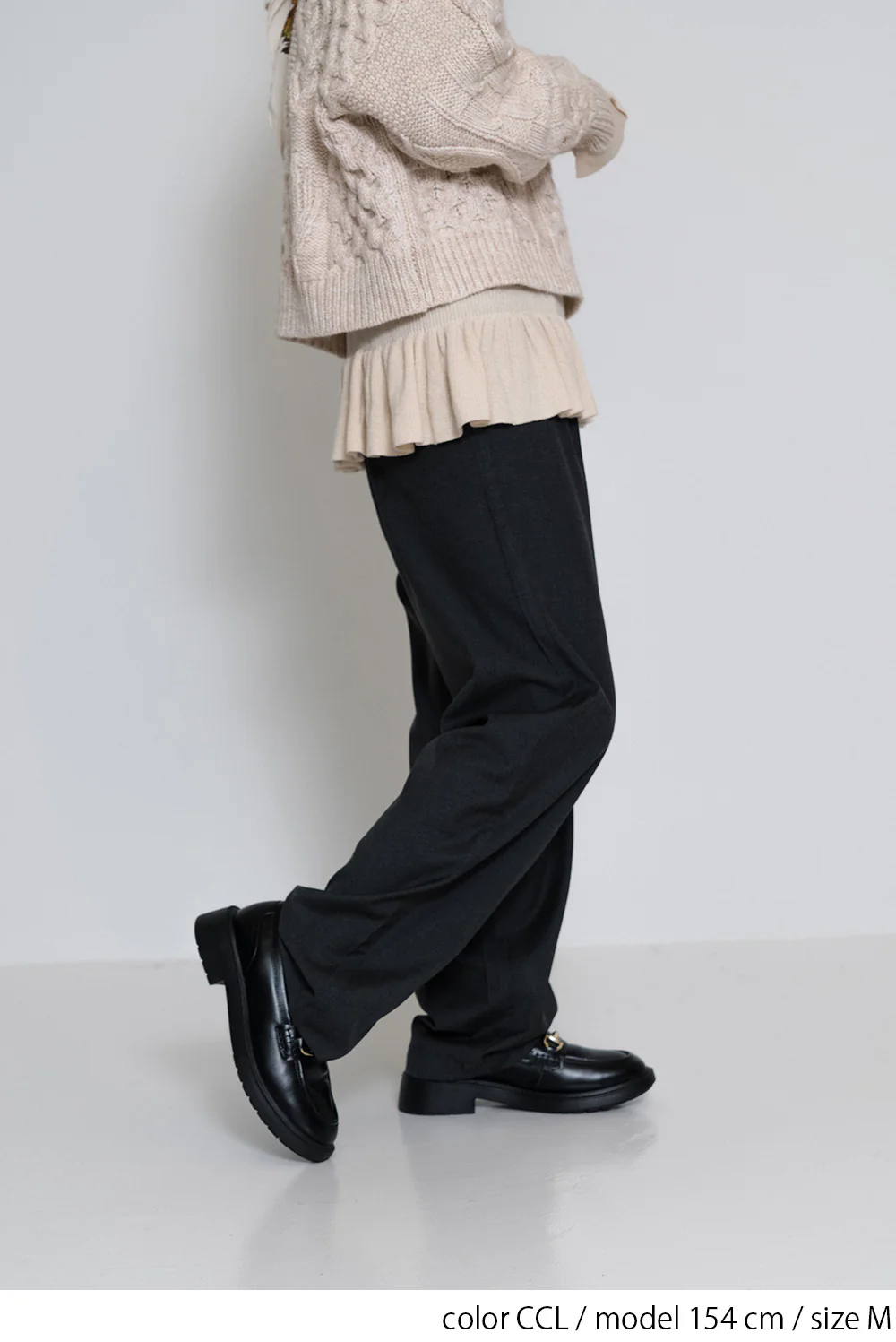 ハイウエストにもなる2WAYタックパンツ - Image 7