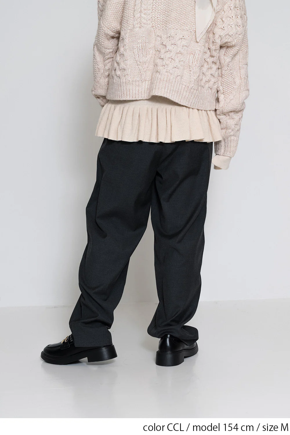 ハイウエストにもなる2WAYタックパンツ - Image 8