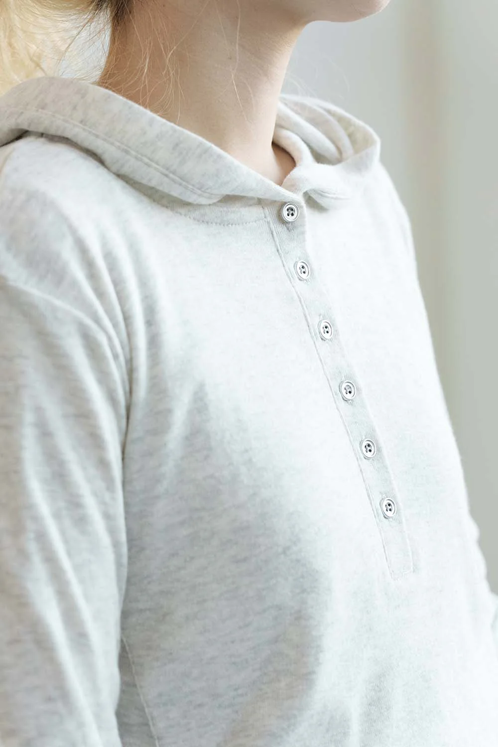 やわらかストレッチ長袖フーディー - Image 18