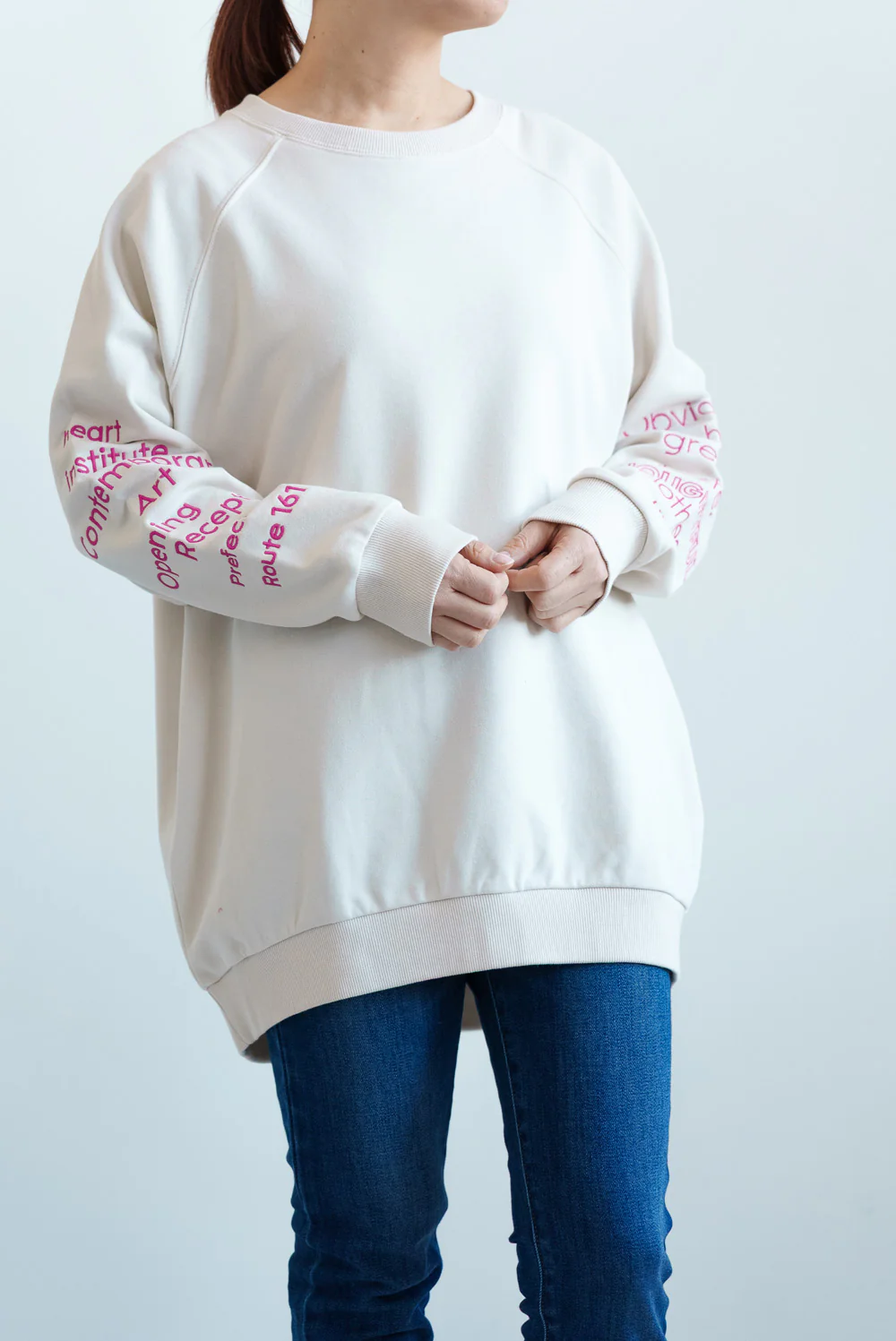 袖刺繍裏毛チュニック - Image 3