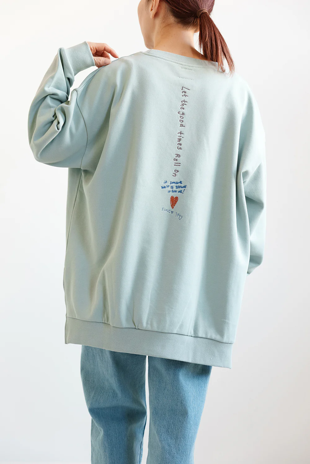 タテ刺繍ハート裏毛チュニック - Image 2