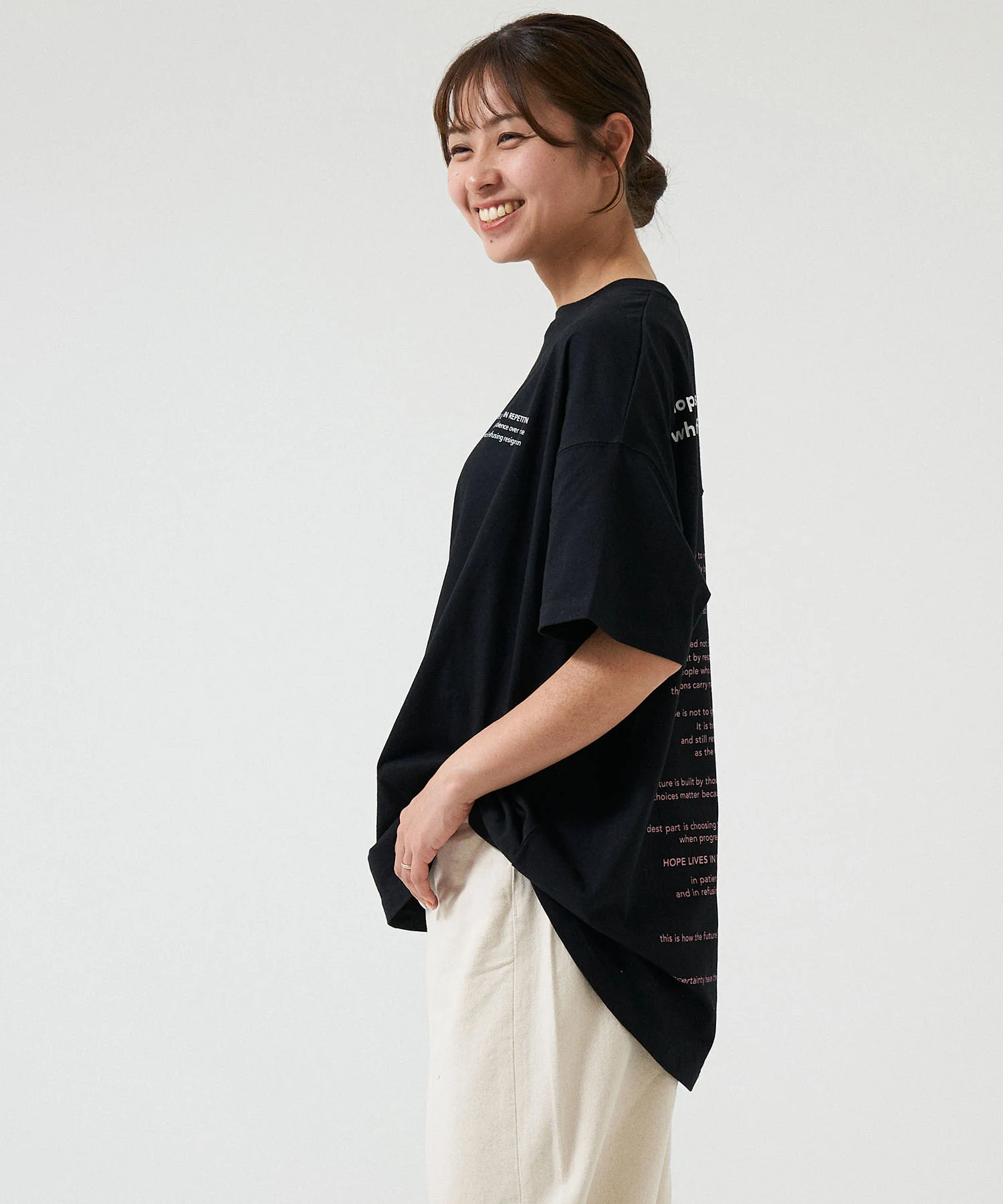 アシメバックロゴ半袖チュニック - Image 10
