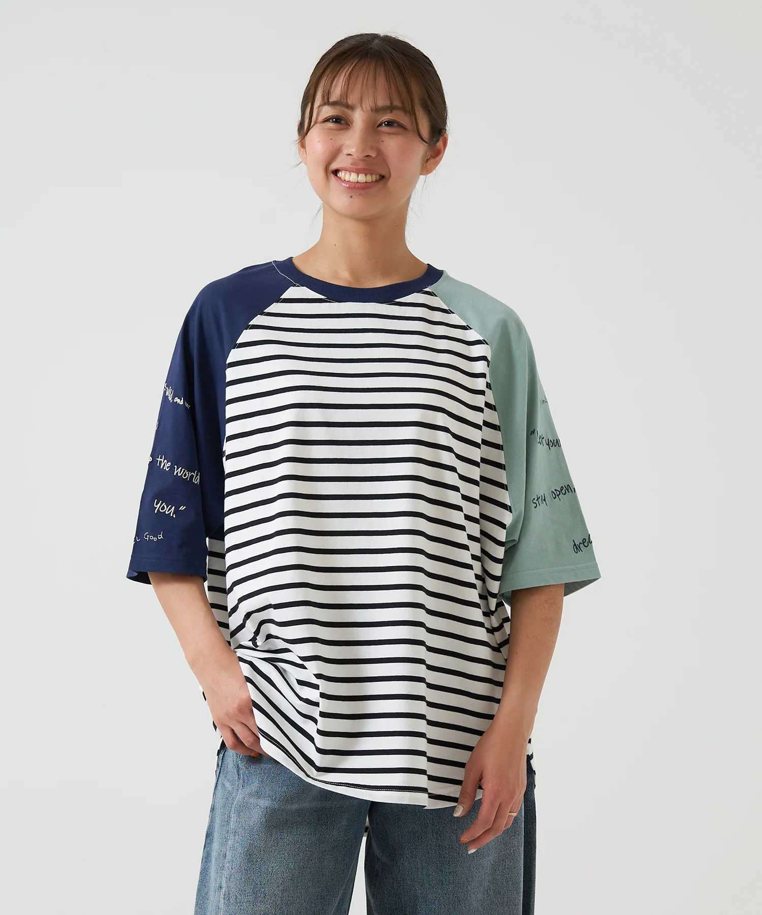 裾ラウンド袖刺繍チュニック - Image 4