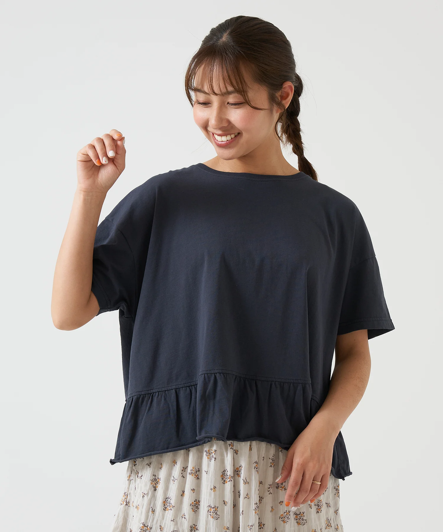 裾フリルバックデザインプルオーバー - Image 10