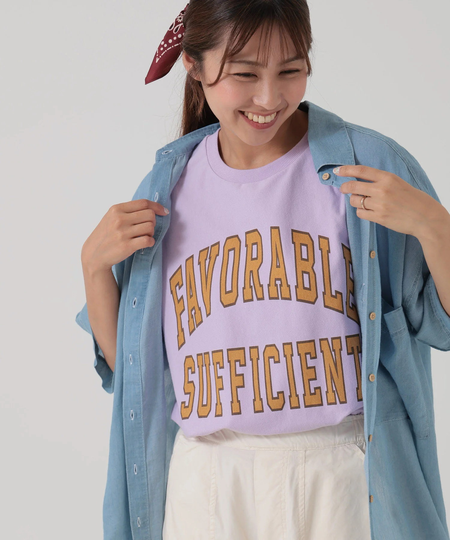FAVORABLEカレッジプリントTee - Image 4