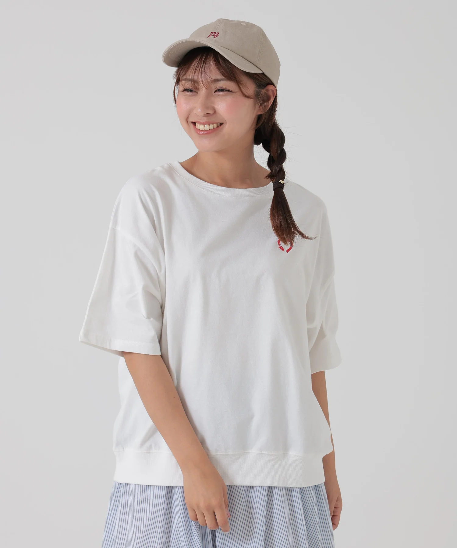 ハート刺繍TEE - Image 2