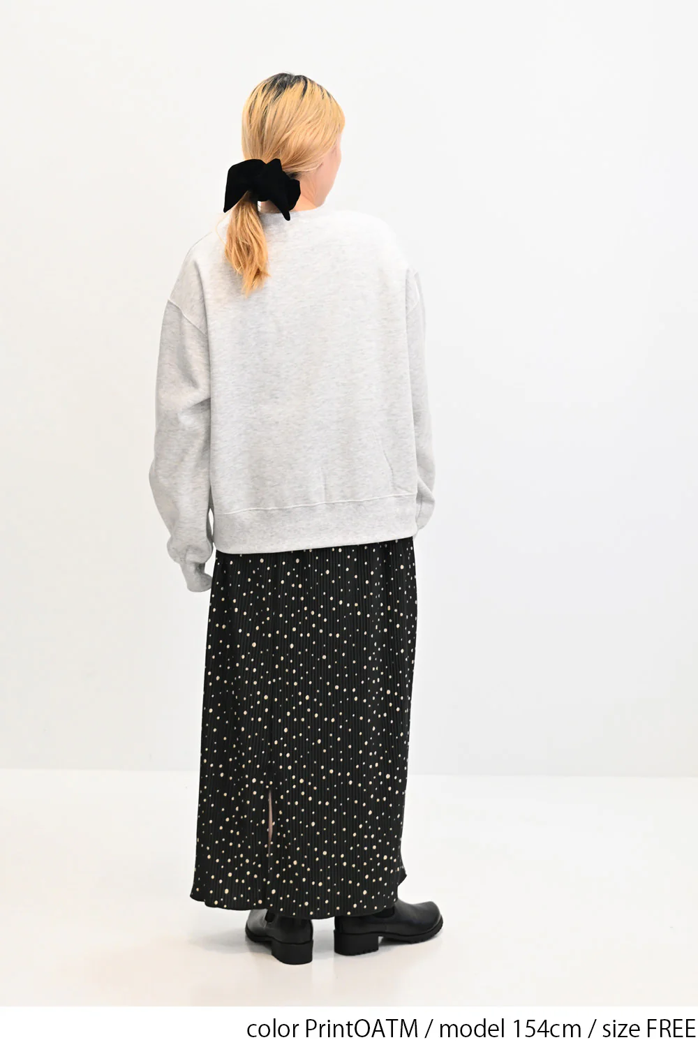 裏起毛エンブレム刺繍プルオーバー - Image 11
