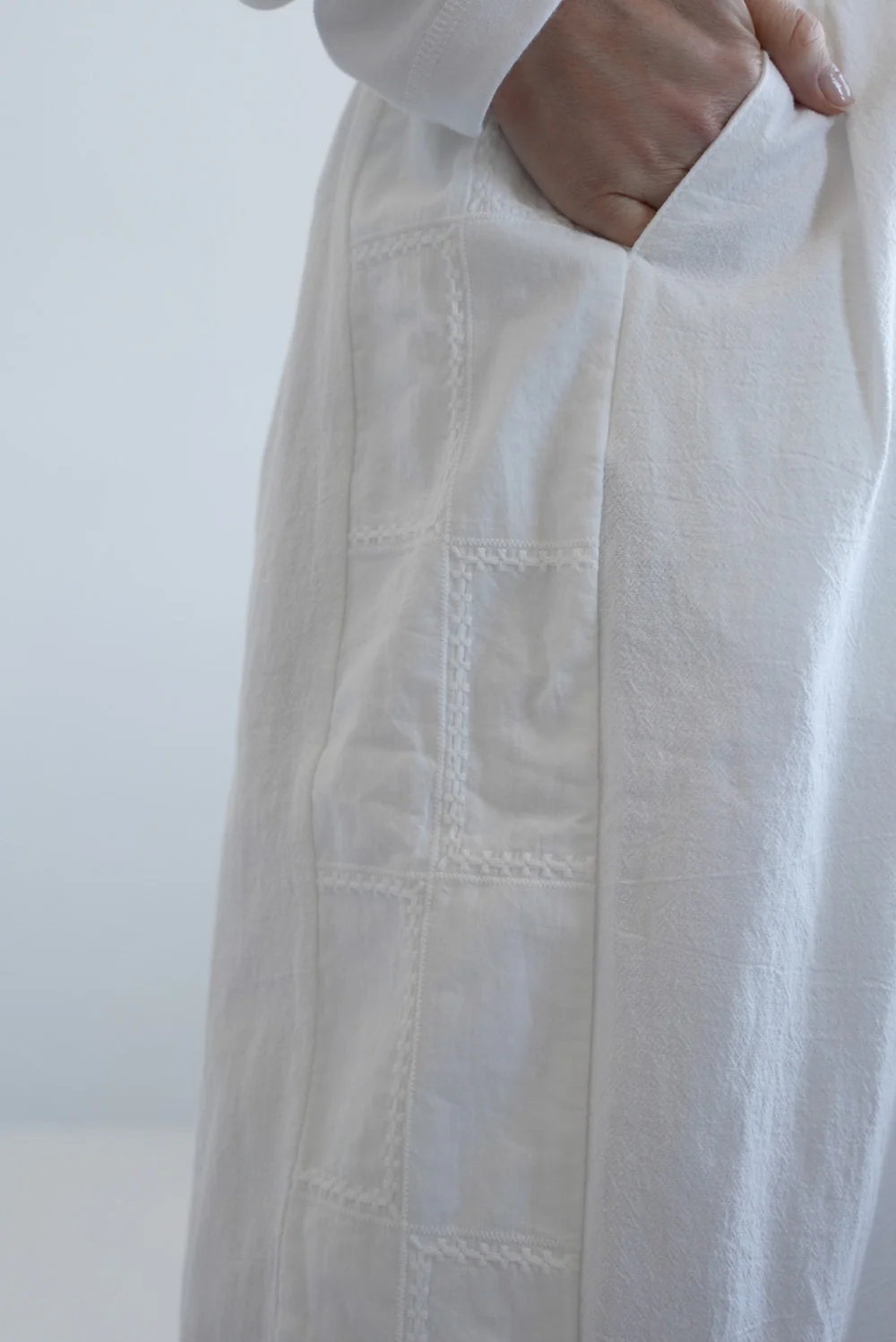 脇レース刺繍ワイドパンツ - Image 17