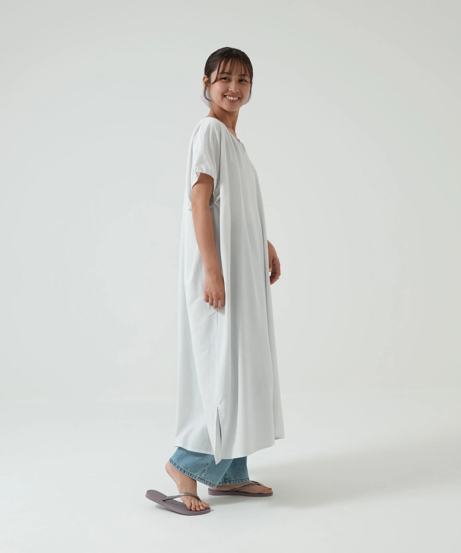 多釦ギャザーワンピース - Image 9