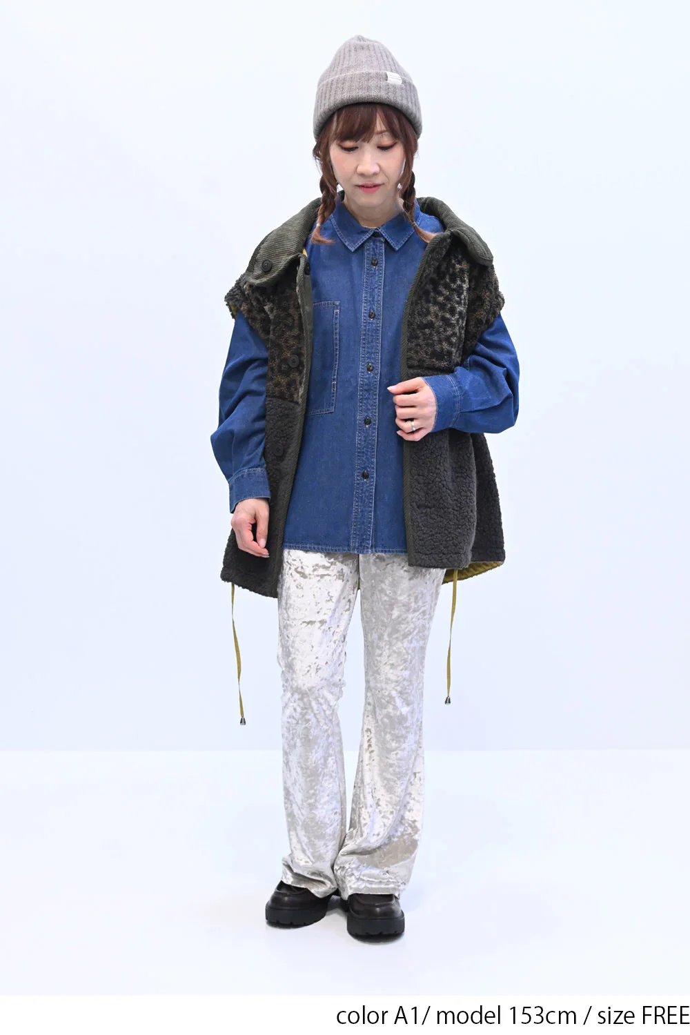DENIM裾プリント入りシャツ - Image 11
