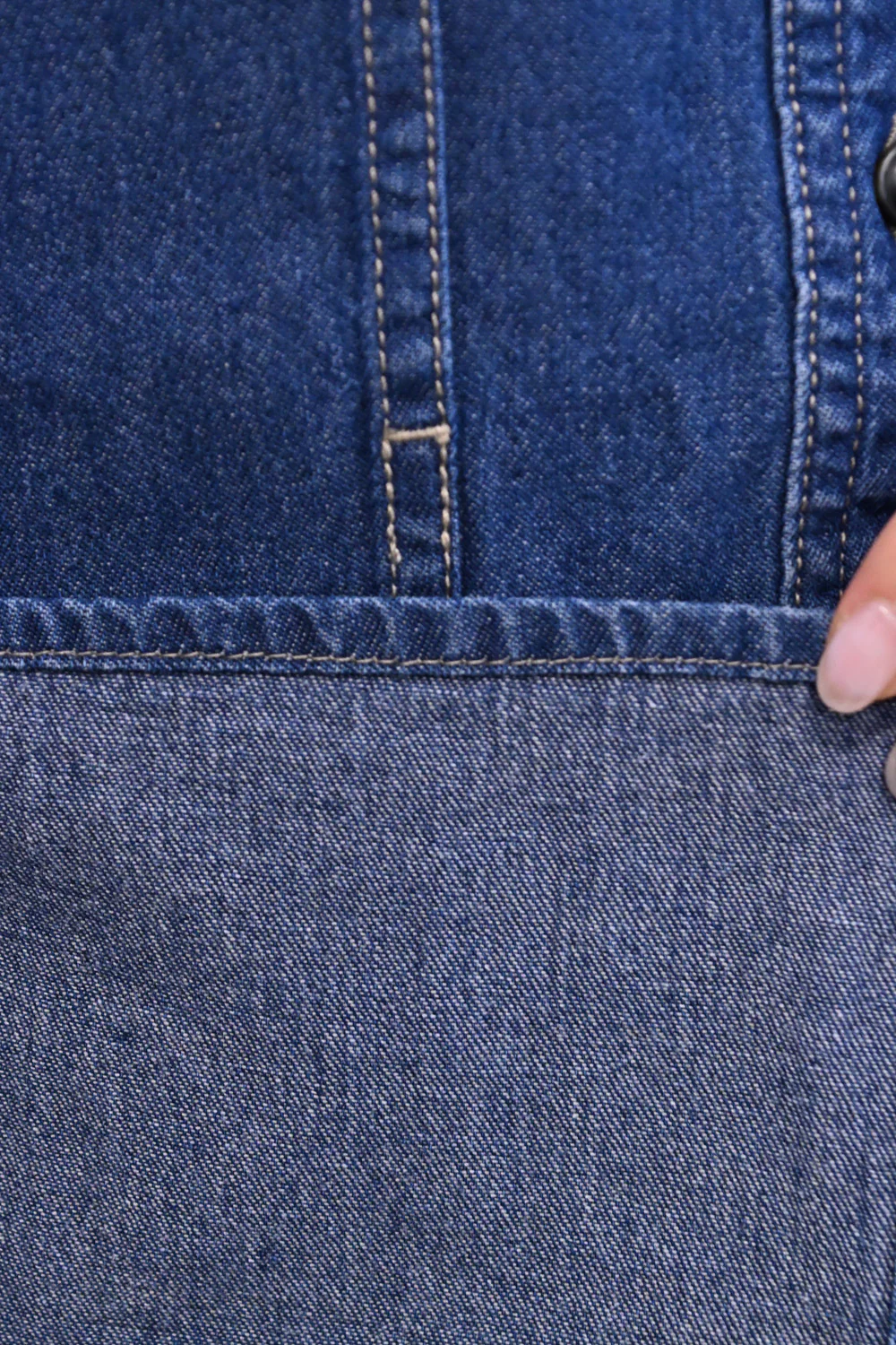 DENIM裾プリント入りシャツ - Image 31