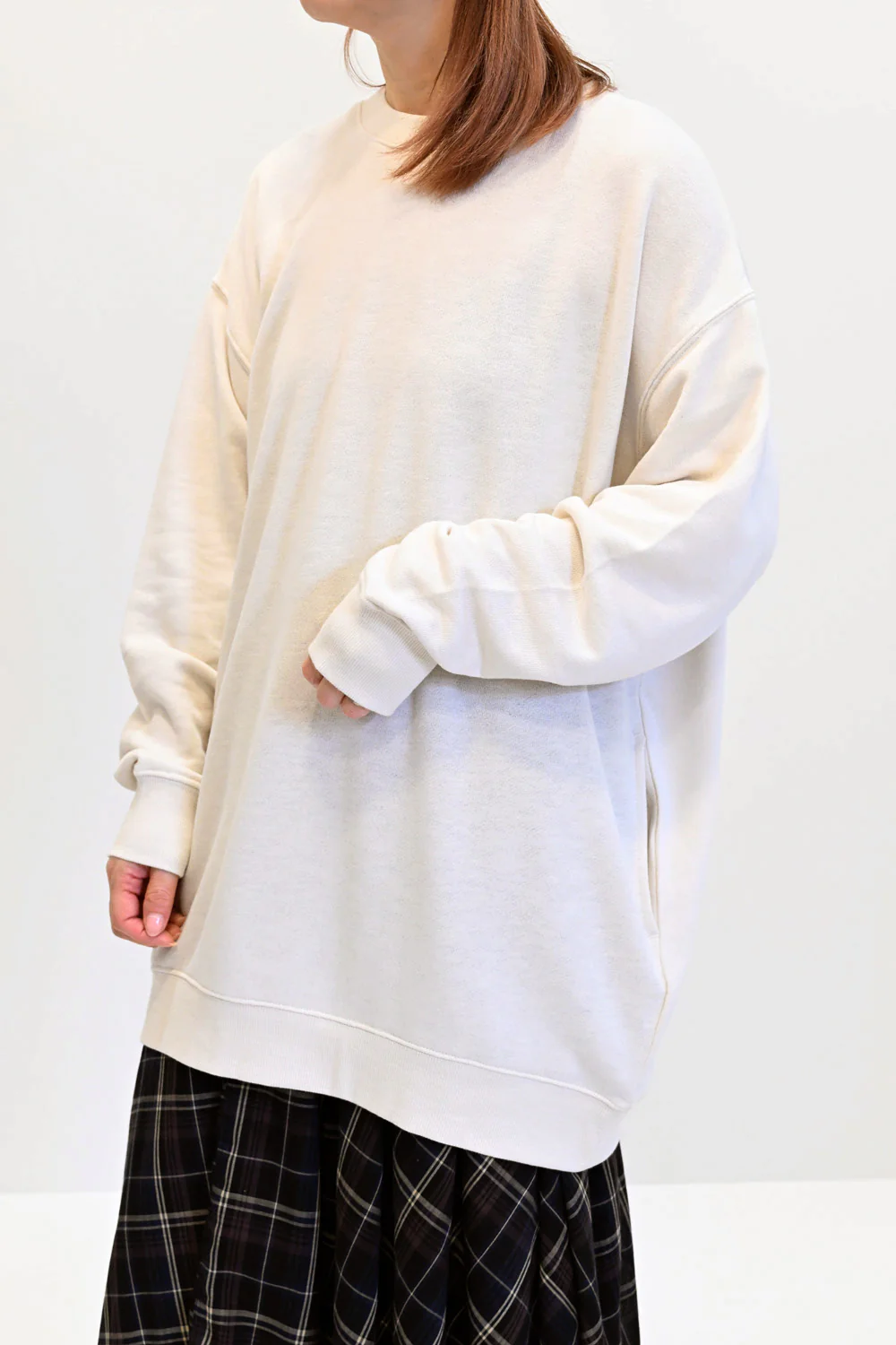 スラブ裏毛クルーネックチュニック - Image 8