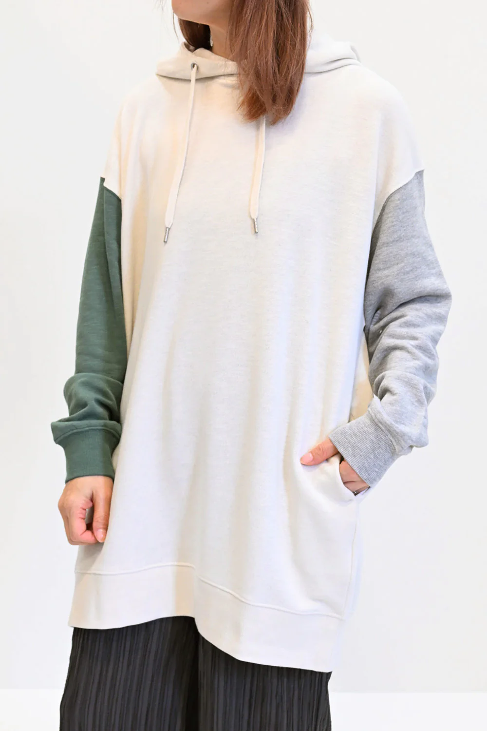 スラブ裏毛パーカーチュニック - Image 3
