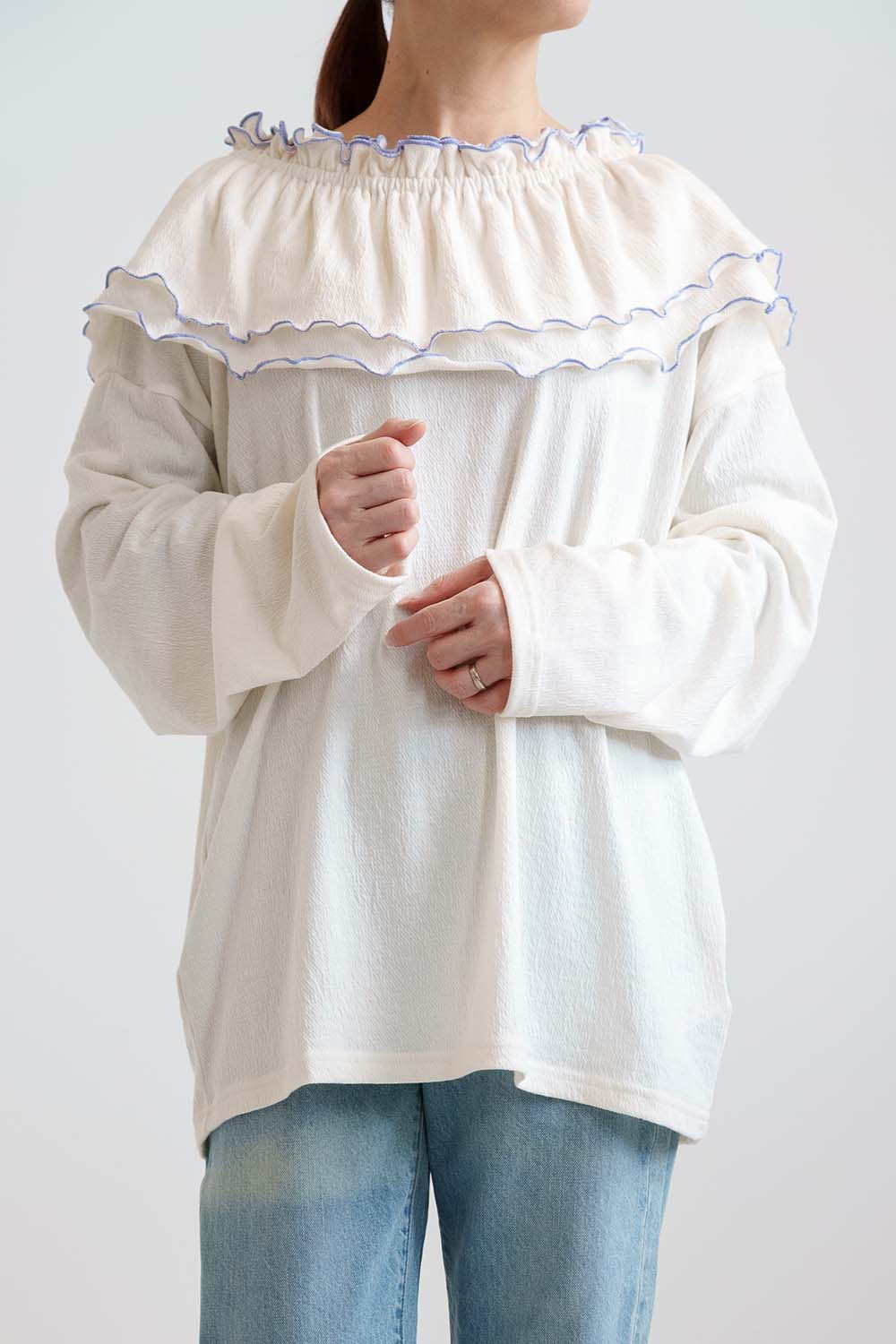 フリル付きロンT