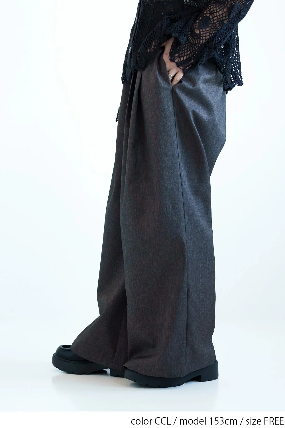 ストレートパンツ - Image 4