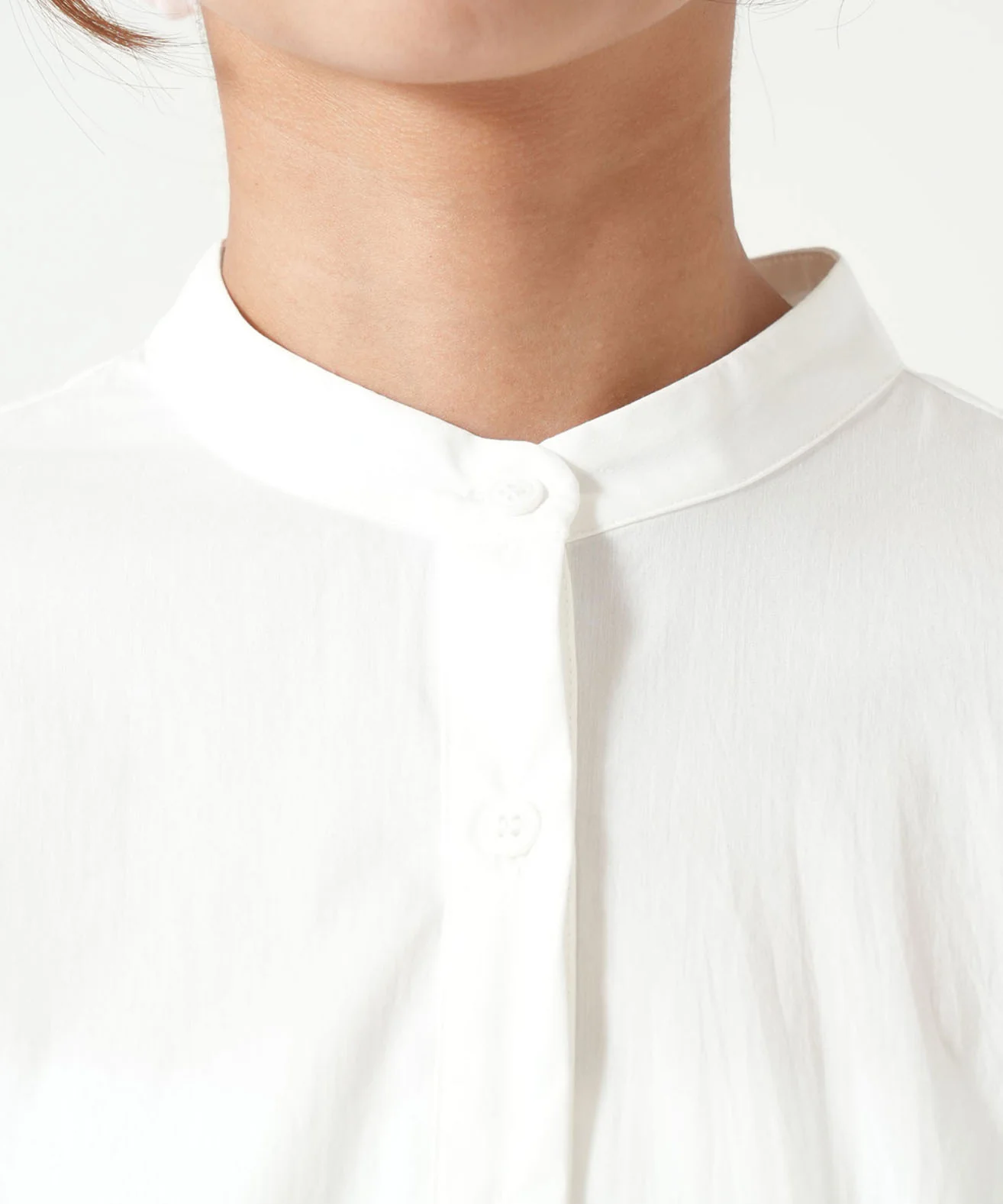 バンドカラー裾ドロスト立体ブラウス - Image 18