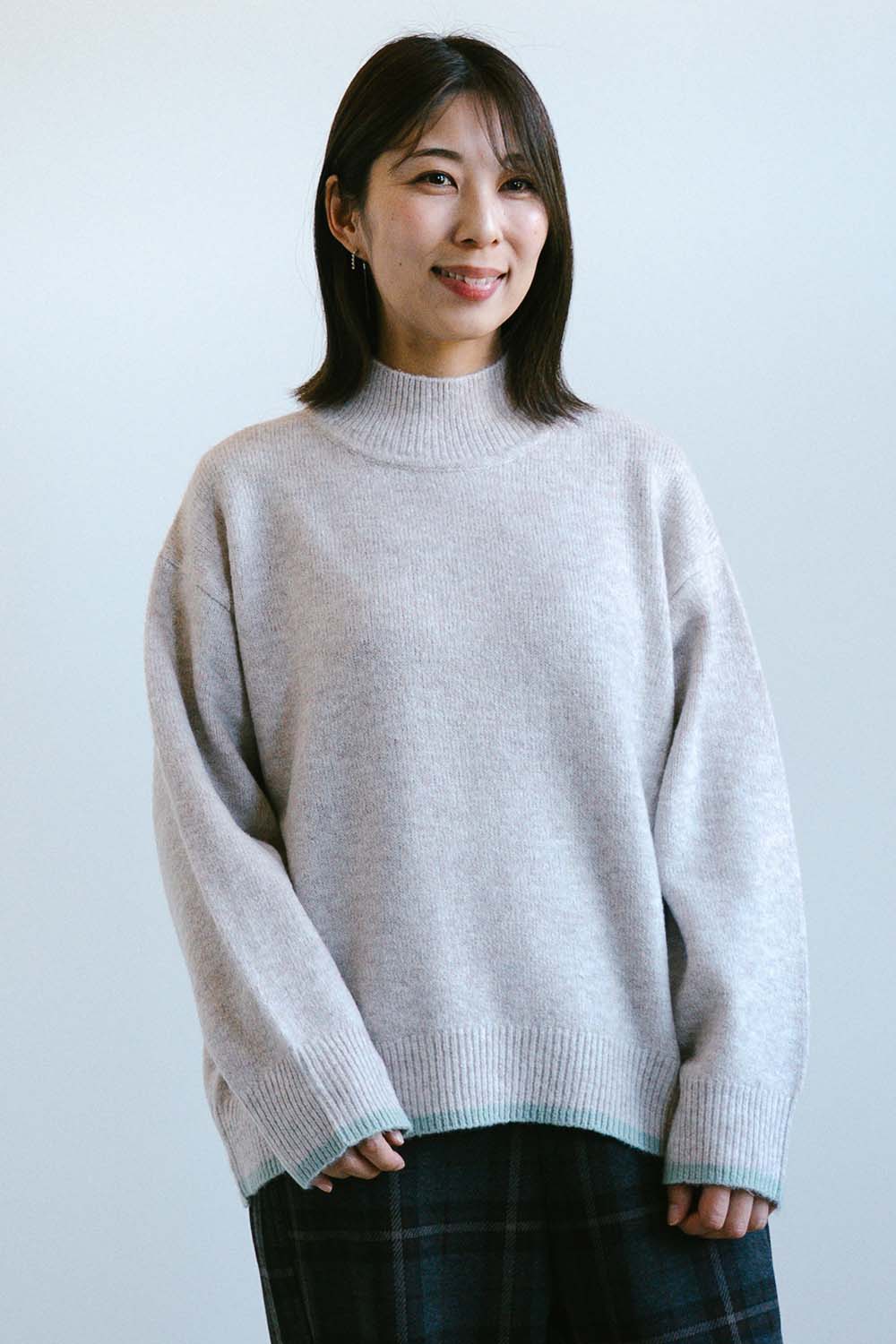 配色ニットハイネックプルオーバー - Image 3