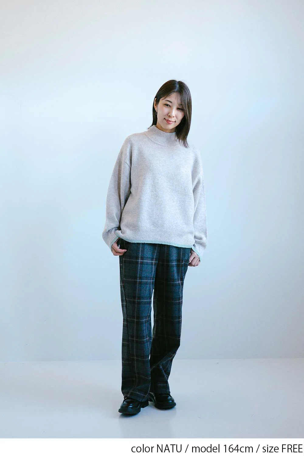 配色ニットハイネックプルオーバー - Image 5