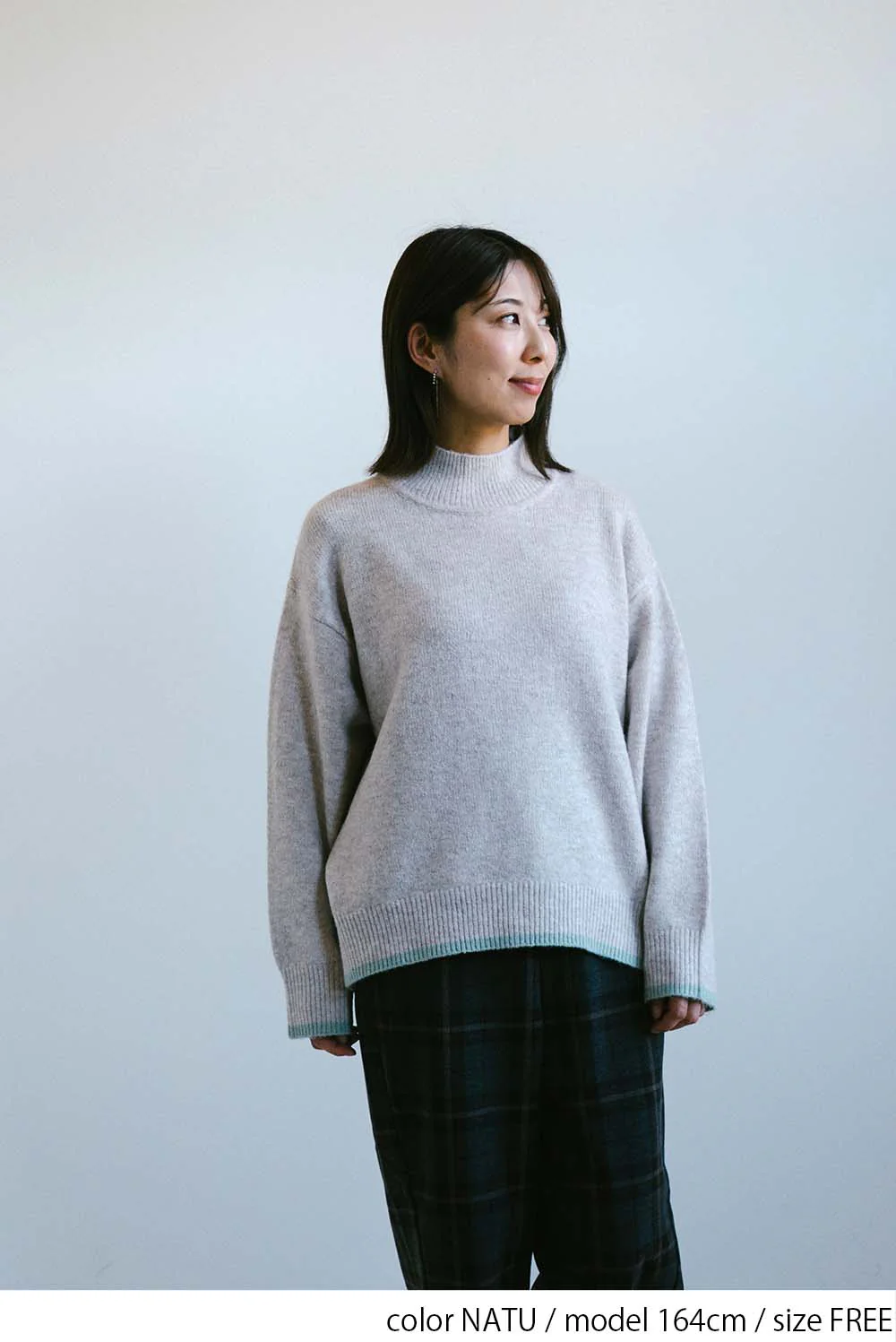 配色ニットハイネックプルオーバー - Image 8