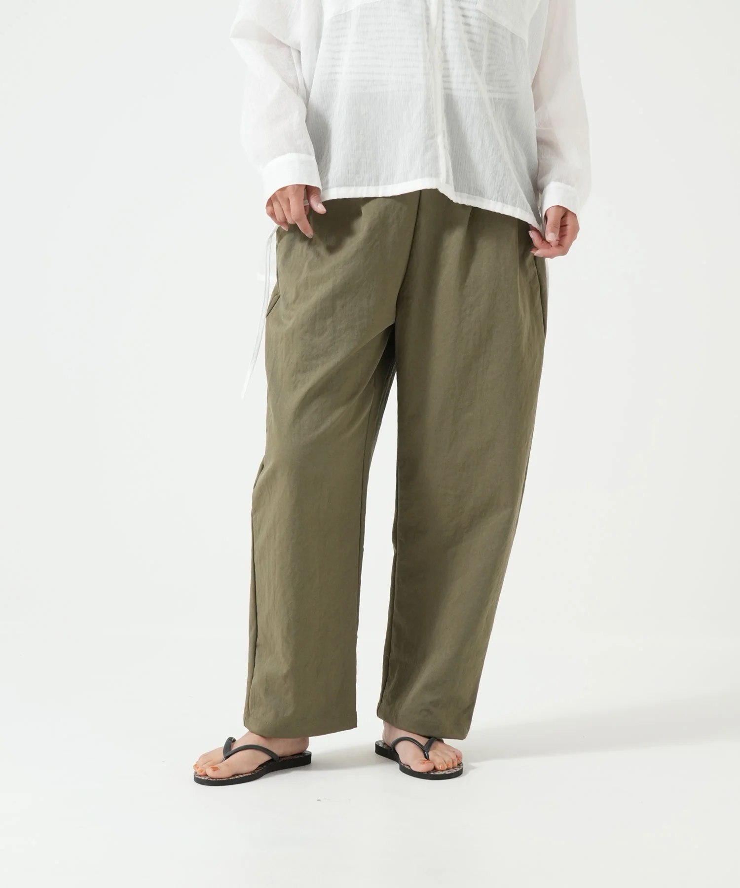 ゆったりラクのびタックワイドパンツ - Image 15