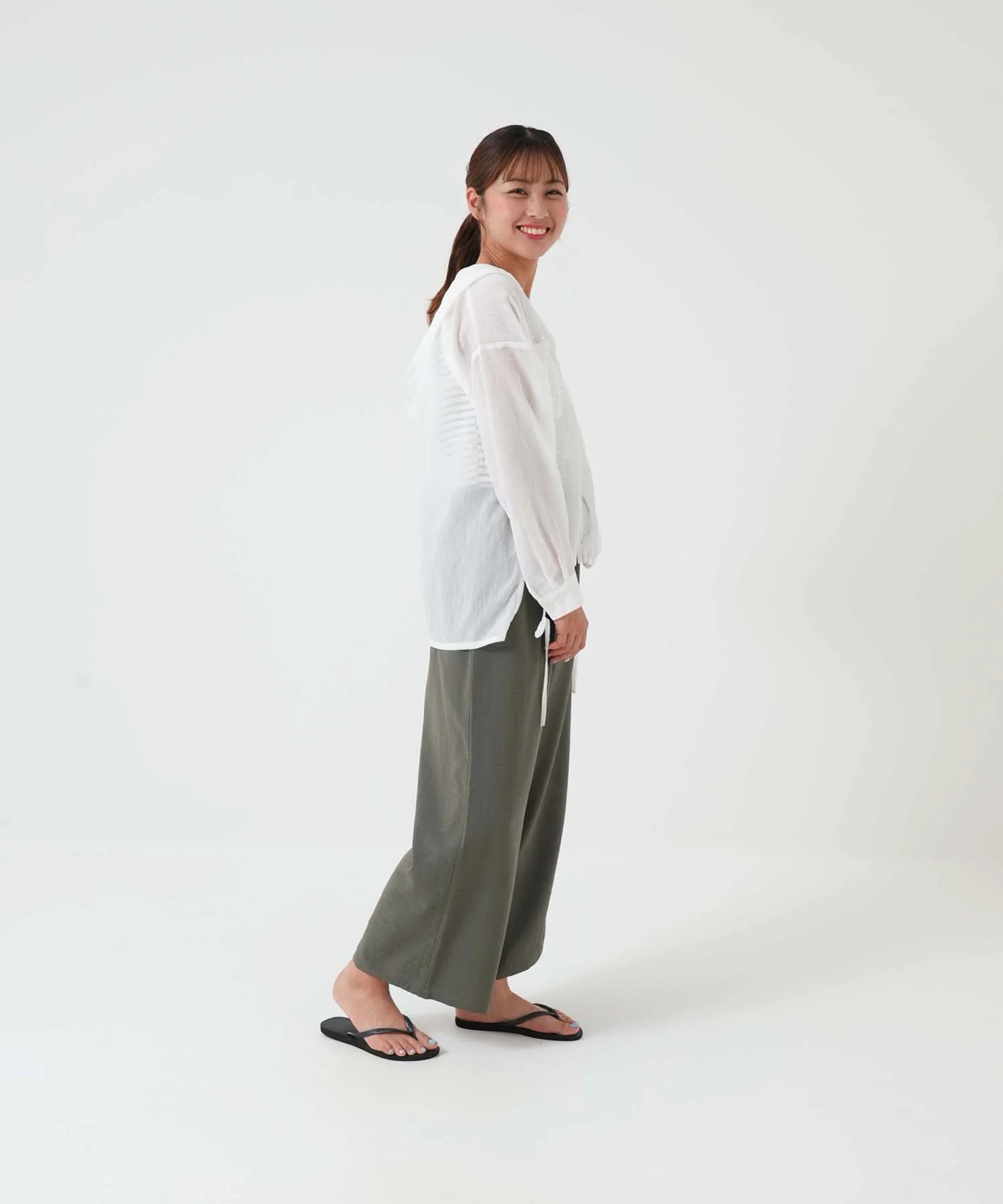 やわらかスラブウェストギャザーワイドパンツ - Image 13