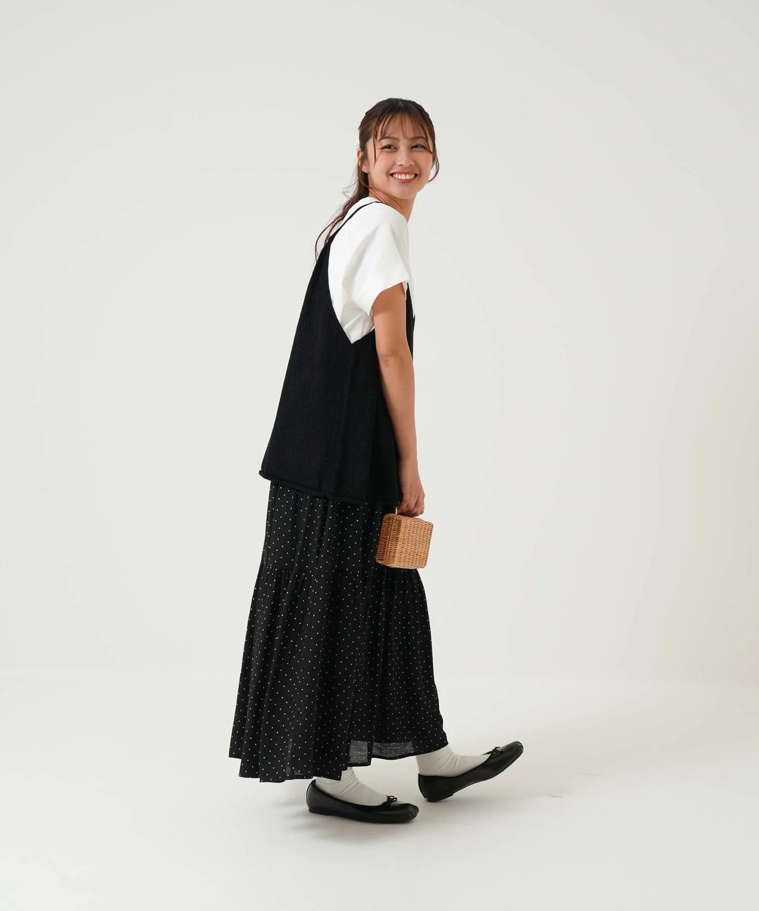 ホルターネックニットキャミ - Image 6